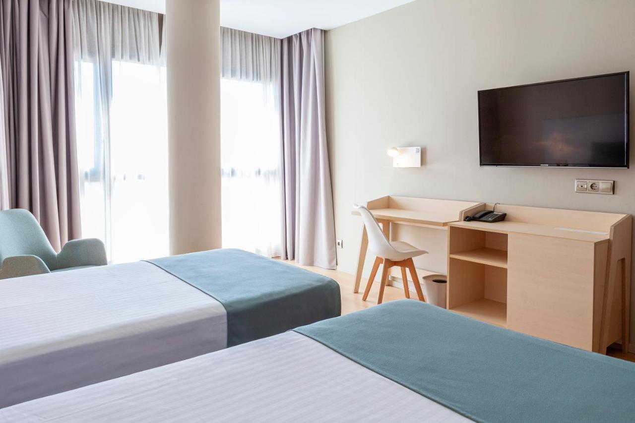 Double or Twin Room - Disability Access,1246755538:JPEG